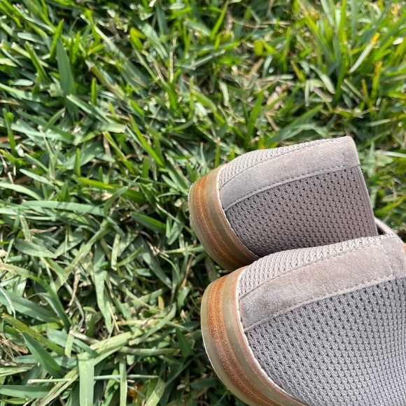 Eileen Fisher Demi Stretch Knit Flat Loafer Slip-On
TAUPE SIZE 10 new - Picture 8 of 10